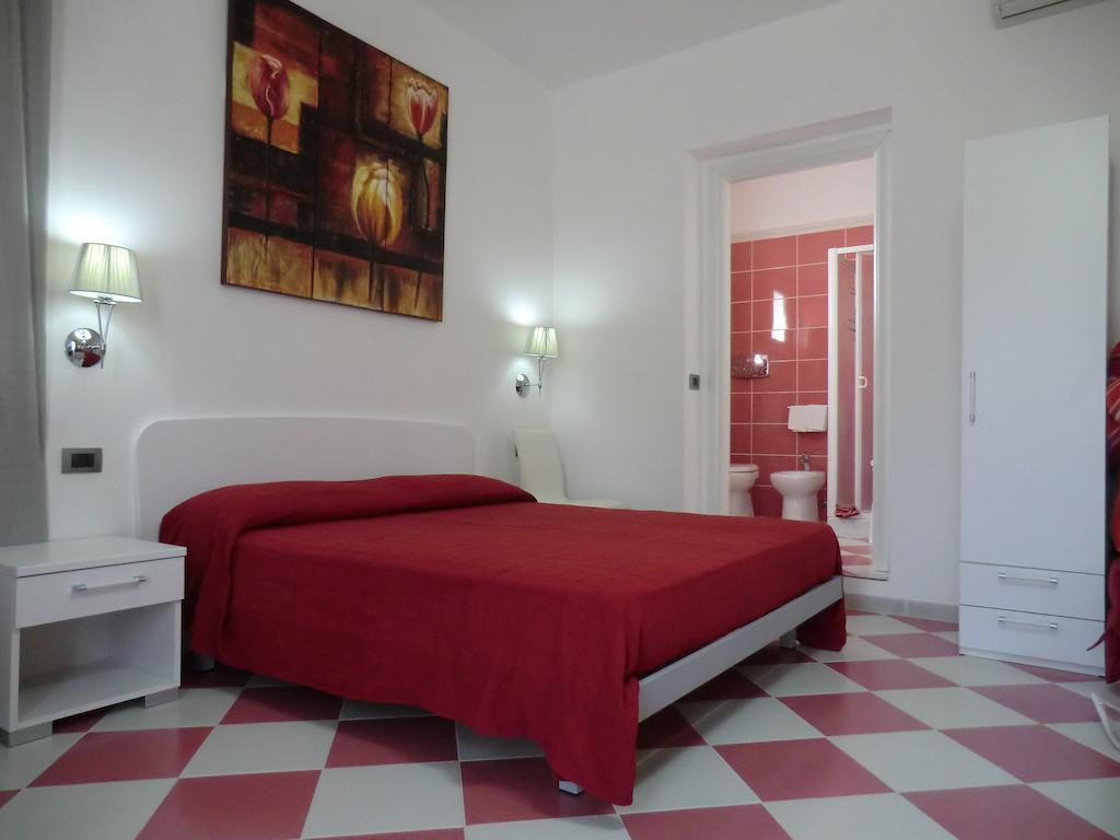 Bed & Breakfast Mediterraneo Mare E Sole Marina di Palma