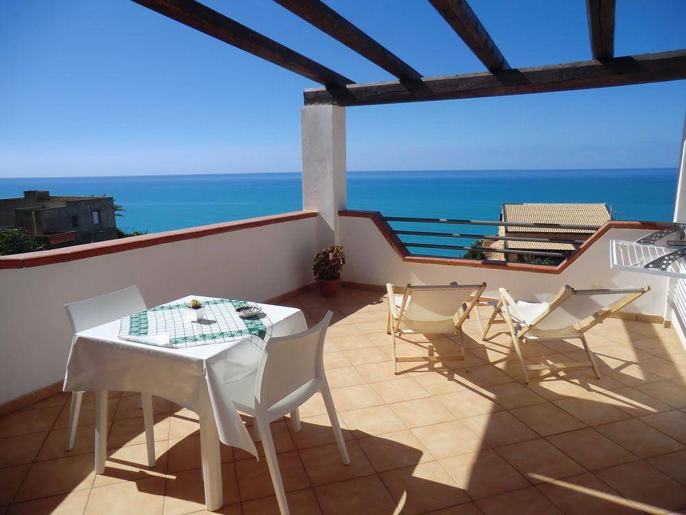 Bed & Breakfast Mediterraneo Mare E Sole 3*
