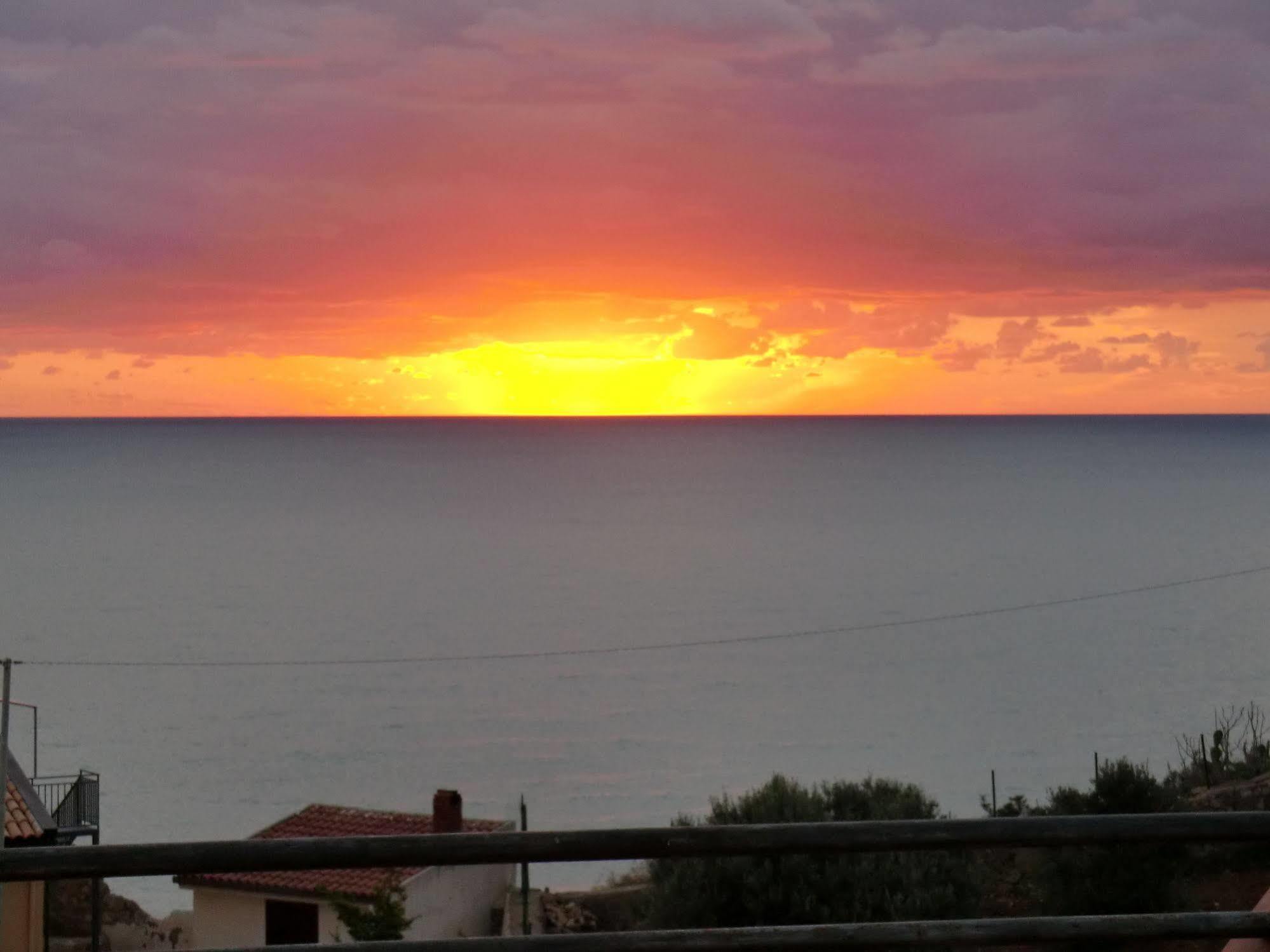 Bed & Breakfast Mediterraneo Mare E Sole Marina di Palma